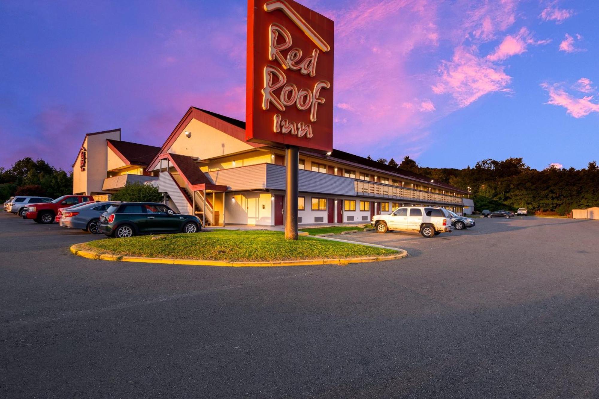 Red Roof Inn Binghamton - Johnson City Екстериор снимка